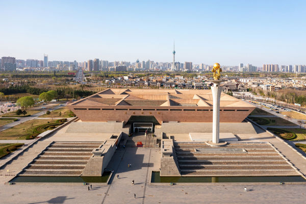 Luoyang Ancient Art & Sui-Tang City Gate Day Trip