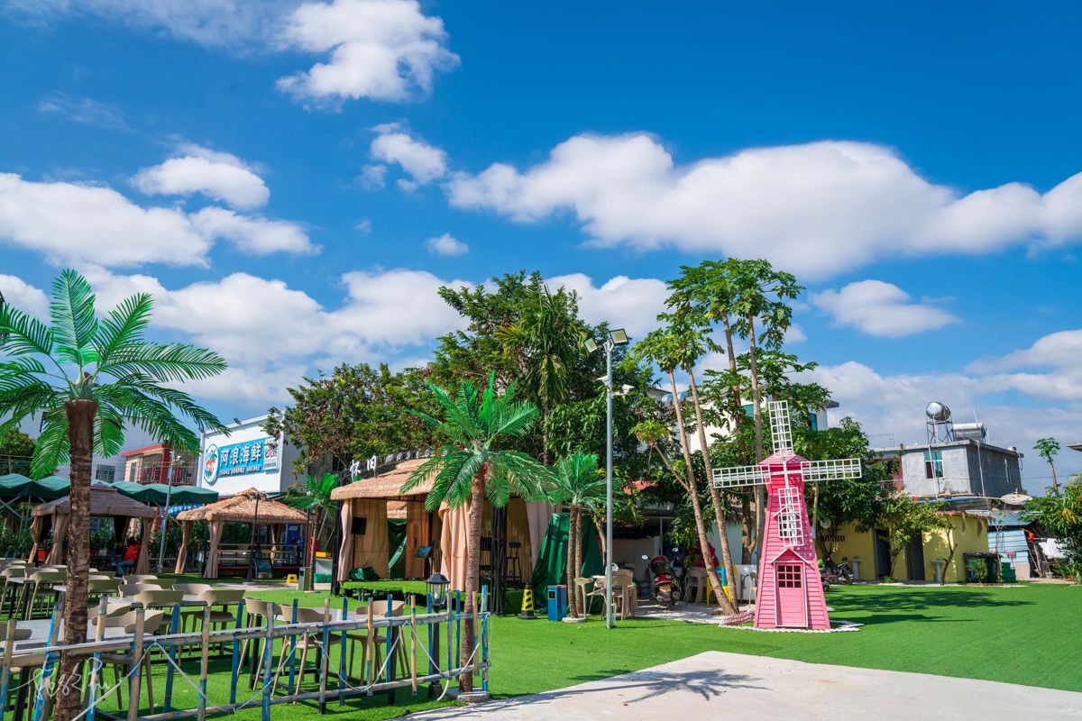 Winter Island Escape: A Best Friend's Sanya Adventure